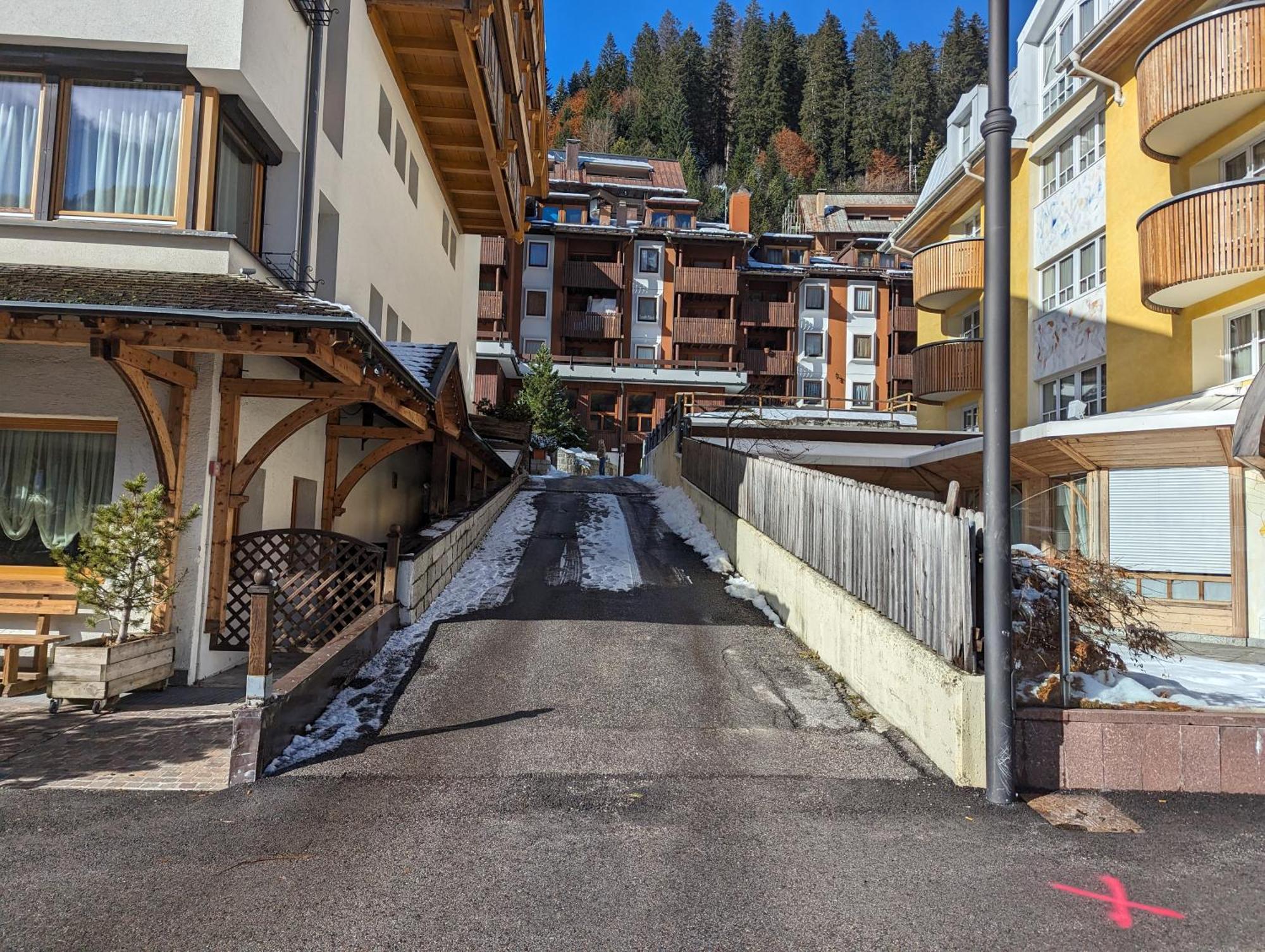 Casa Campiglio Centro Piano Alto Con Vista Apartment Madonna di Campiglio Exterior photo